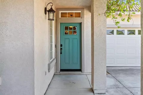 137 Capstone Ct, Napa, CA 94559 photo 4