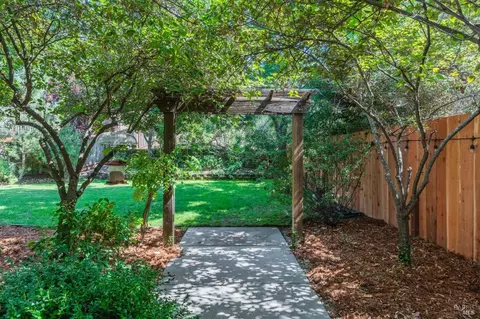 137 Capstone Ct, Napa, CA 94559 photo 52