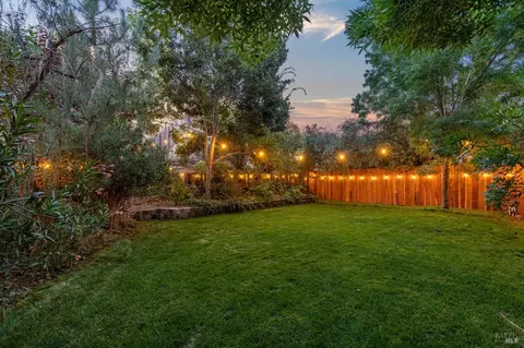 137 Capstone Ct, Napa, CA 94559 photo 65