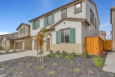 2874 Shaver St, Fairfield, CA 94533 photo 3