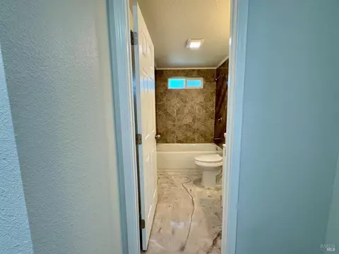 1042 Hayes St, Fairfield, CA 94533 photo 11