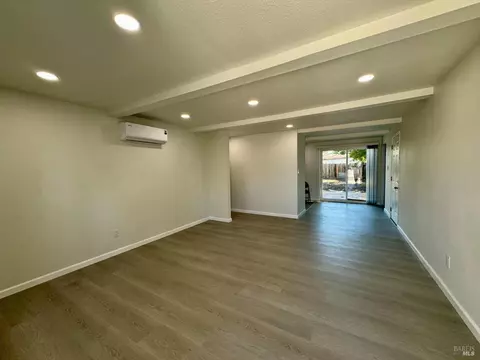 1042 Hayes St, Fairfield, CA 94533 photo 7