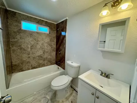 1042 Hayes St, Fairfield, CA 94533 photo 10