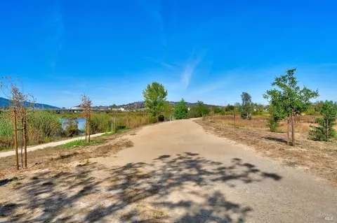 26 Lakeview Ct, Novato, CA 94947 photo 23