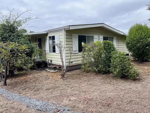 235 Monarch Ct, Santa Rosa, CA 95401