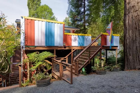 16880 Neeley Rd, Guerneville, CA 95446