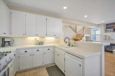 1290 Pedroncelli Dr, Windsor, CA 95492 photo 20