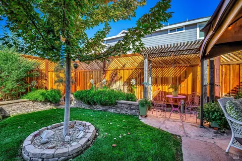 1290 Pedroncelli Dr, Windsor, CA 95492 photo 57