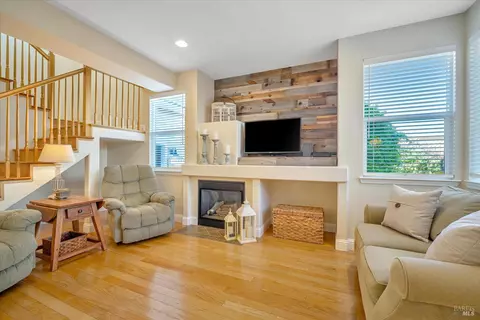 1290 Pedroncelli Dr, Windsor, CA 95492 photo 12