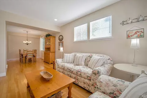 1290 Pedroncelli Dr, Windsor, CA 95492 photo 8
