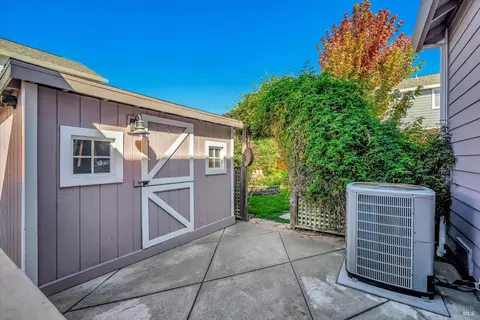 1290 Pedroncelli Dr, Windsor, CA 95492 photo 61