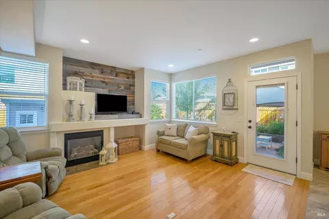 1290 Pedroncelli Dr, Windsor, CA 95492 photo 11