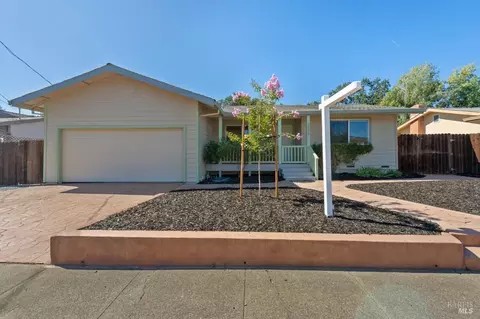 2025 Mission Blvd, Santa Rosa, CA 95409
