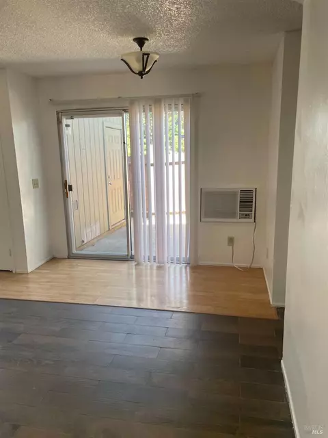 134 Del Paso Ct, Fairfield, CA 94533 photo 6