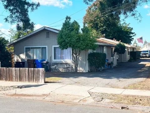 1422-1424 Park Ave, Napa, CA 94558