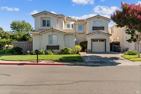 58 Summerbrooke Cir, Napa, CA 94558