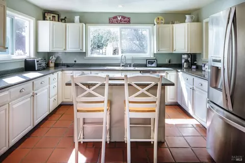 5461 Eagle Ridge Rd, Penngrove, CA 94951 photo 8