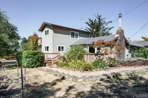 5461 Eagle Ridge Rd, Penngrove, CA 94951 photo 3