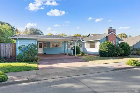 360 Denton Way, Santa Rosa, CA 95401