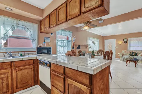2012 Marin St, Vallejo, CA 94590 photo 4