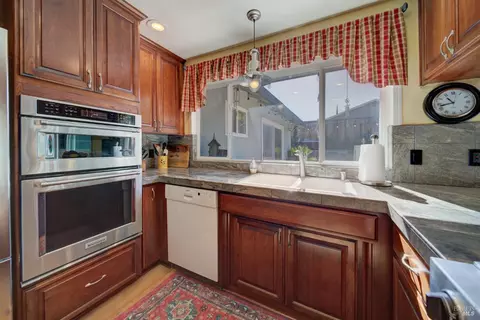 430 Willamette Dr, Vacaville, CA 95688 photo 26