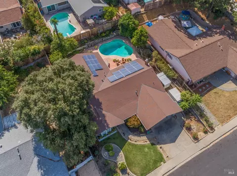 430 Willamette Dr, Vacaville, CA 95688 photo 8
