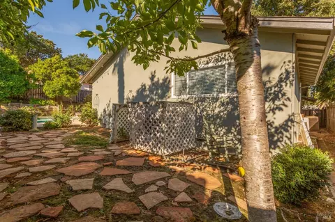 430 Willamette Dr, Vacaville, CA 95688 photo 17
