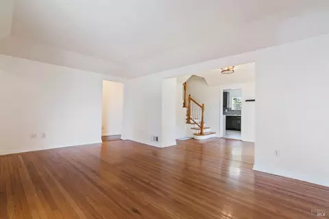 Living - 6 Fairview Ave, Vallejo, CA 94590 photo 2 of 4