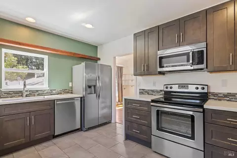 Kitchen - 6 Fairview Ave, Vallejo, CA 94590 photo 2 of 5