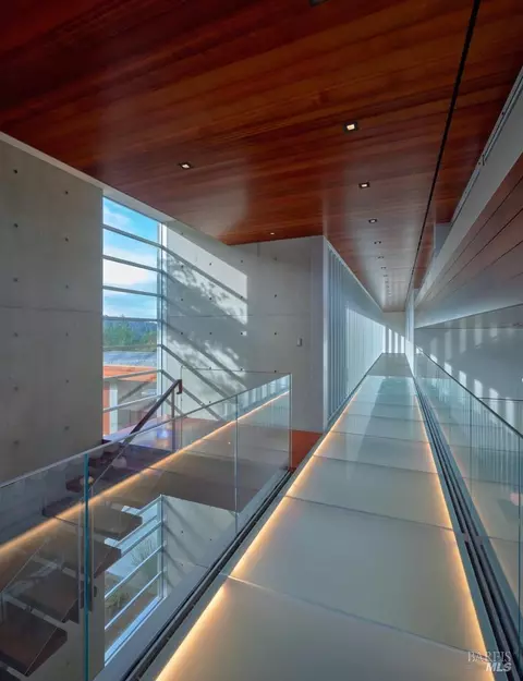 Entry Way - Undisclosed, Healdsburg, CA 95448 photo 5 of 7