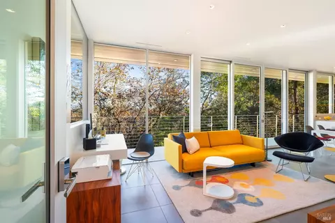 Living - Undisclosed, Healdsburg, CA 95448 photo 5 of 6
