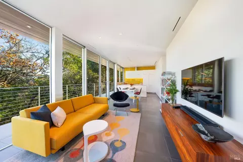 Living - Undisclosed, Healdsburg, CA 95448 photo 6 of 6