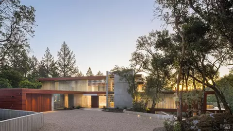 Undisclosed, Healdsburg, CA 95448