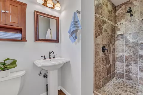 275 Cottonwood Dr, Vallejo, CA 94591 photo 14