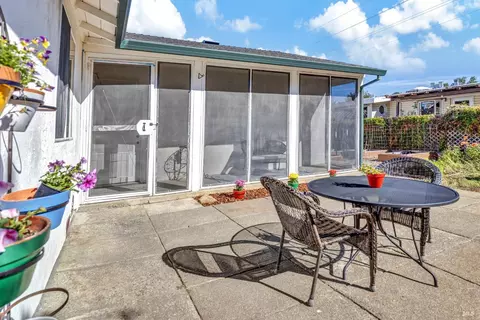 275 Cottonwood Dr, Vallejo, CA 94591 photo 24