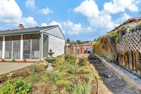 275 Cottonwood Dr, Vallejo, CA 94591 photo 26