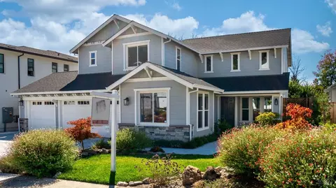 4845 Carriage Ln, Santa Rosa, CA 95403