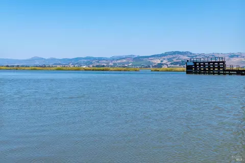 1508 Milton Rd, Napa, CA 94559 photo 2