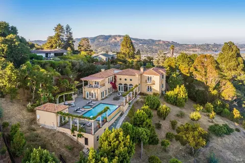 49 Bret Harte Rd, San Rafael, CA 94901