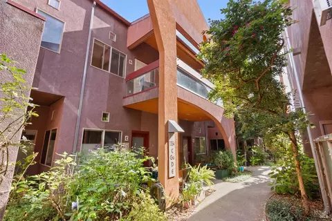 1354 Yulupa Ave #D, Santa Rosa, CA 95405