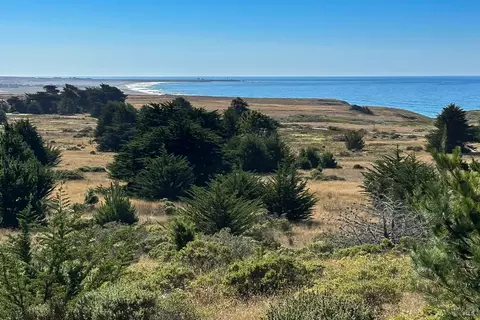 15801 S Highway 1, Manchester, CA 95459