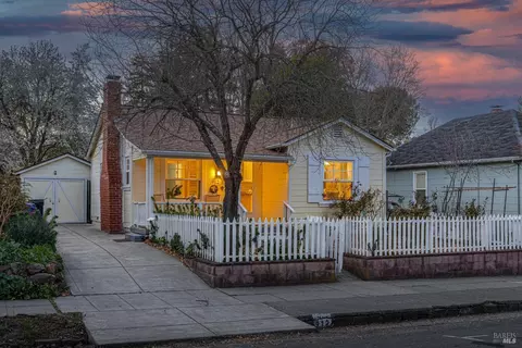 912 F St, Petaluma, CA 94952
