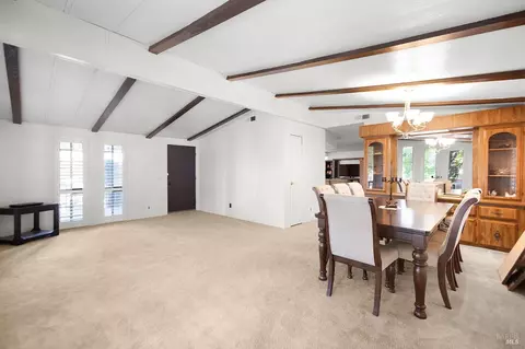 8012 Cliffrose St, Windsor, CA 95492 photo 6