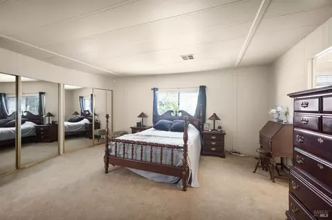 8012 Cliffrose St, Windsor, CA 95492 photo 7