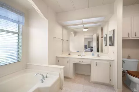 8012 Cliffrose St, Windsor, CA 95492 photo 8