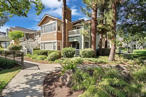 2915 N Texas St #240, Fairfield, CA 94533