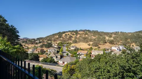 411 Knoll Dr, Fairfield, CA 94534 photo 85
