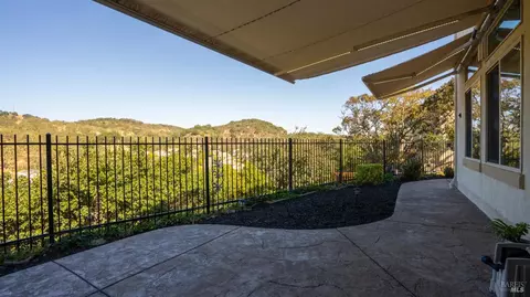 411 Knoll Dr, Fairfield, CA 94534 photo 55