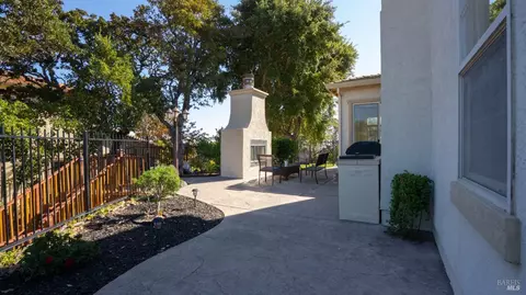 411 Knoll Dr, Fairfield, CA 94534 photo 44