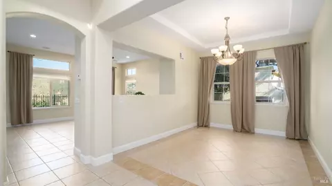 411 Knoll Dr, Fairfield, CA 94534 photo 18